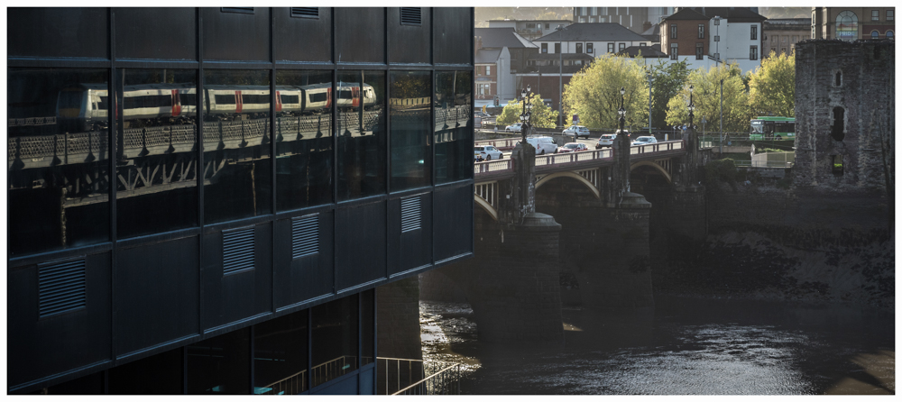 TfW Billboard on the Usk
An unidentified 3 car class 170 in TfW livery crosses the Usk on a bright afternoon, 27.10.22. This image was inspired by a memorable image from the camera of Nigel Power, which features in the 50 Years of Phoenix book.
