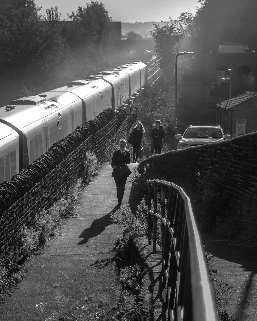 Railings
TransPennine Express Class 185 Nos. 185119 & 185144 depart Brighouse working 1P12, the 06:48 Scarborough – Manchester Victoria service on 25 September 2025.
