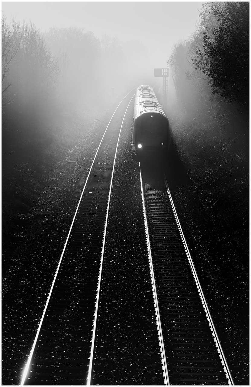 Foggy Voyager
A northbound Crosscountry Voyager unit races past Kingsbury as the fog begins to lift.
